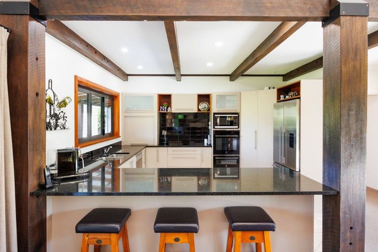 Photo of property in 443 Stoney Creek Road, Kelvin Grove, Palmerston North, 4470