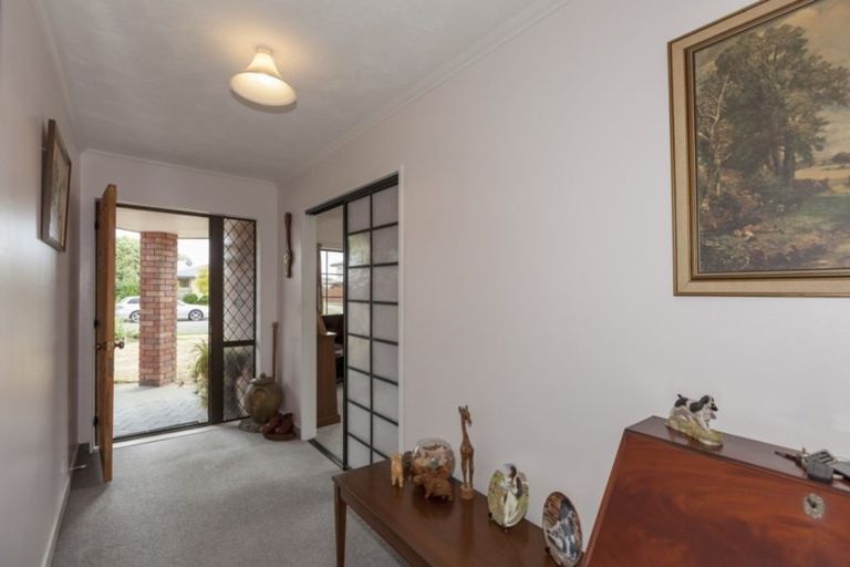 Photo of property in 44 Cedar Drive, Paraparaumu Beach, Paraparaumu, 5032