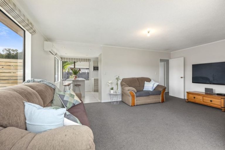 Photo of property in 2/18 Montgomery Street, Stokes Valley, Lower Hutt, 5019