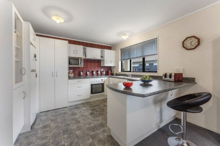 Photo of property in 47 Meridian Grove, Kelvin Grove, Palmerston North, 4414
