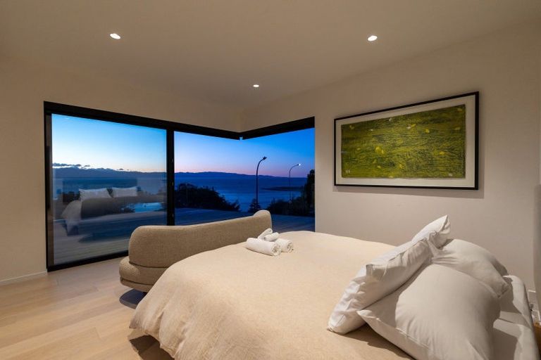 Photo of property in 82 Princes Drive, Britannia Heights, Nelson, 7010