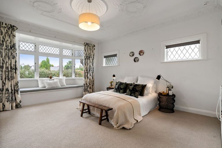 Photo of property in 21 Chamberlain Road, Karori, Wellington, 6012