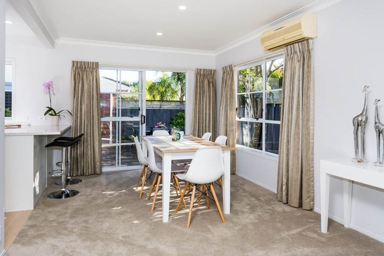 Photo of property in 2/6 Jutland Road, Hauraki, Auckland, 0622