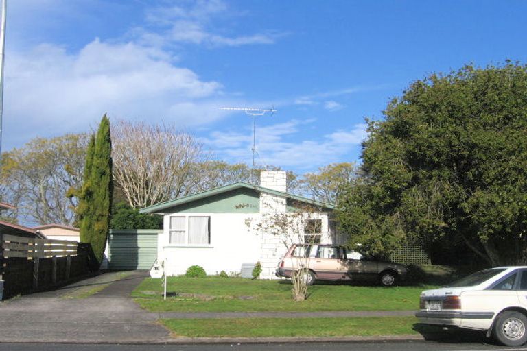 Photo of property in 113 Collins Road, Melville, Hamilton, 3206