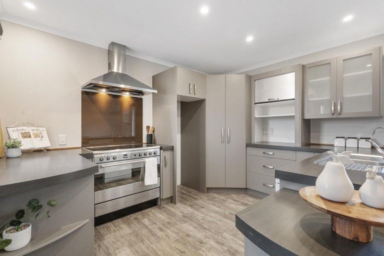 Photo of property in 64a Smith Street, Woolston, Christchurch, 8062