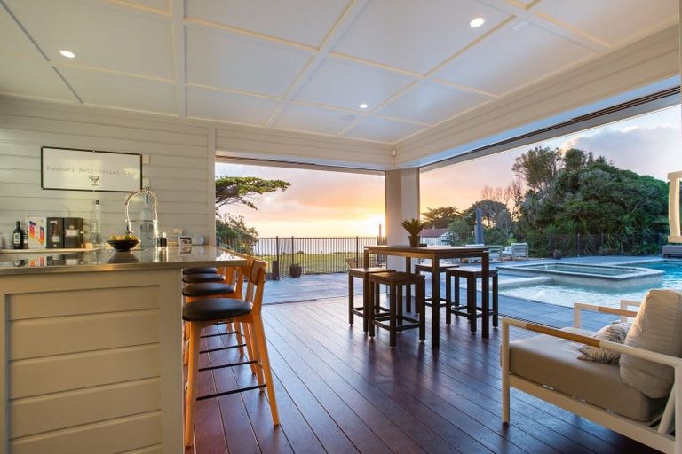 Photo of property in 71 Matatua Road, Raumati Beach, Paraparaumu, 5032