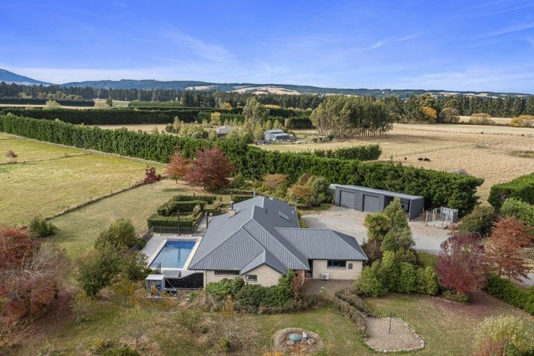 Photo of property in 74 Stonyflat Road, Loburn, Rangiora, 7472