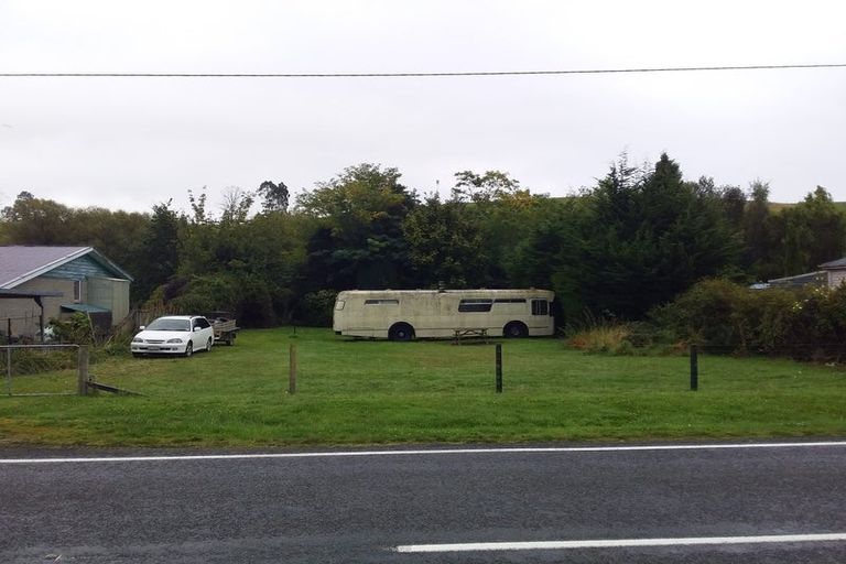 Photo of property in 2002 Lumsden-dipton Highway, Dipton, 9791