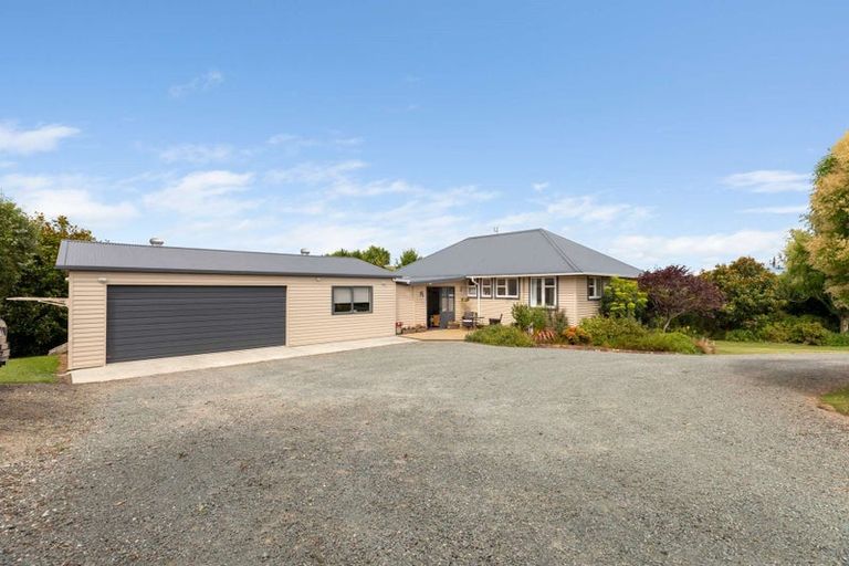 Photo of property in 306 Oneriri Road, Kaiwaka, 0573