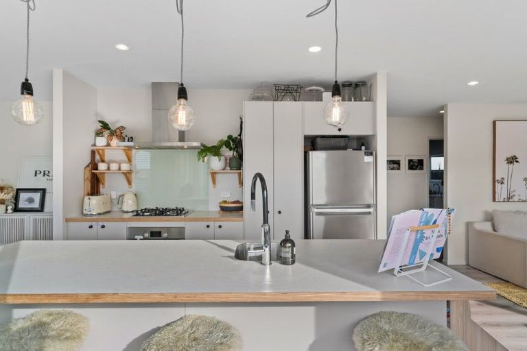 Photo of property in 16 Kahu Drive, Mangawhai, 0505