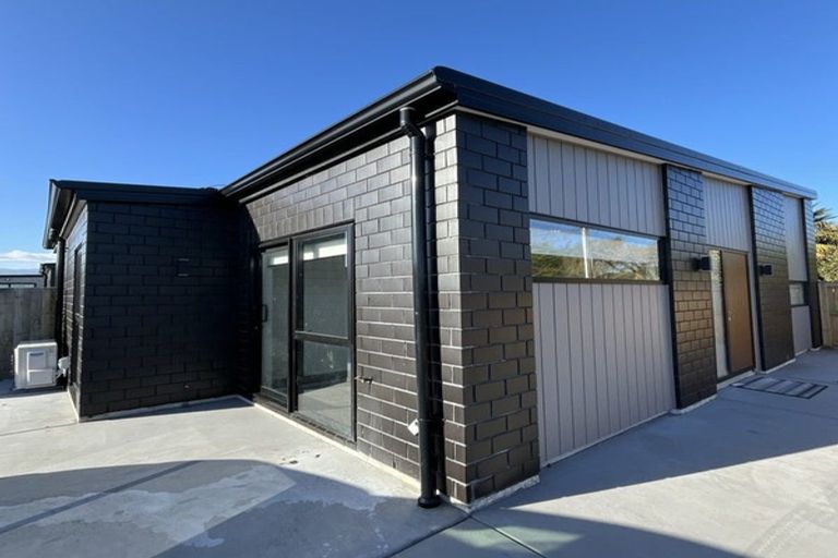 Photo of property in 28 Sussex Street, Levin, 5510