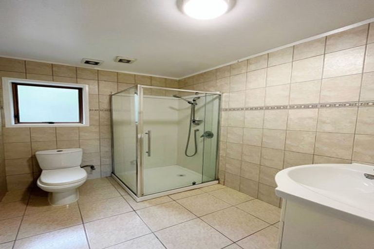 Photo of property in 3/8 Hart Road, Hauraki, Auckland, 0622