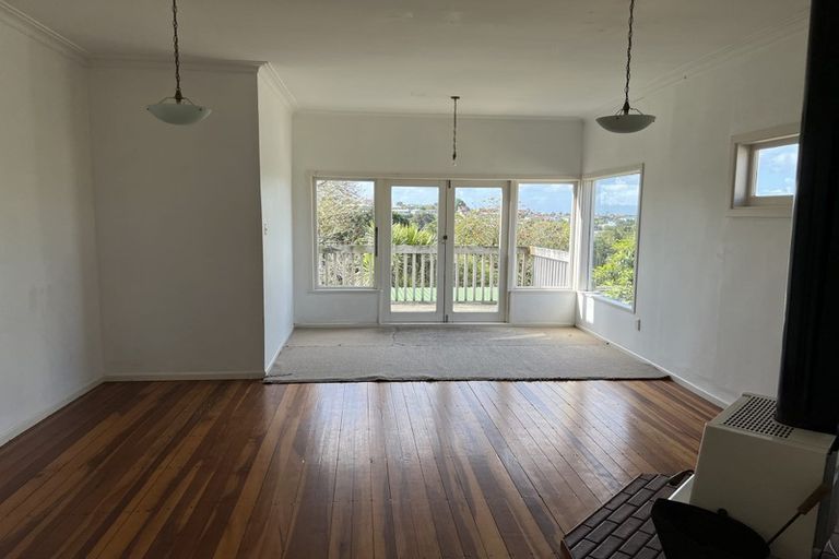 Photo of property in 5 Zion Road, Birkenhead, Auckland, 0626