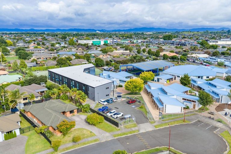 Photo of property in 63 Coleraine Drive, Rototuna, Hamilton, 3210