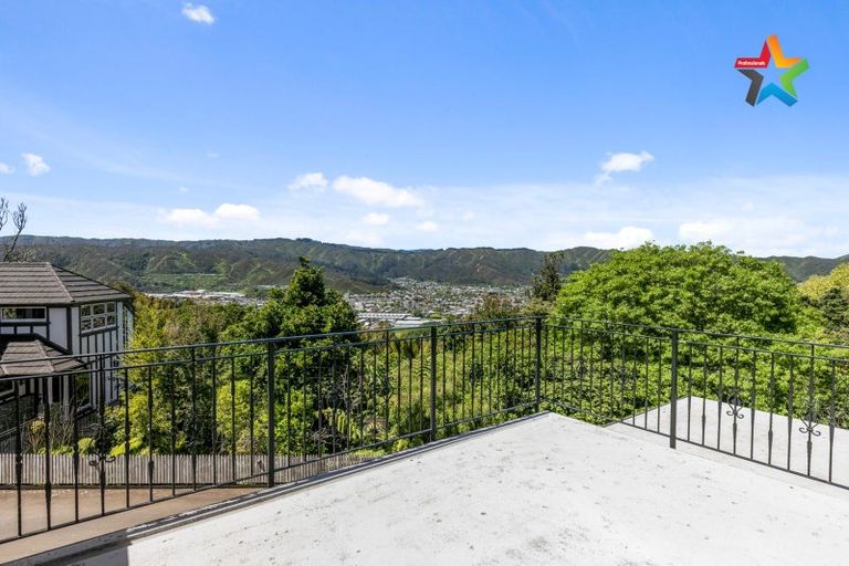 Photo of property in 345 Hebden Crescent, Kelson, Lower Hutt, 5010