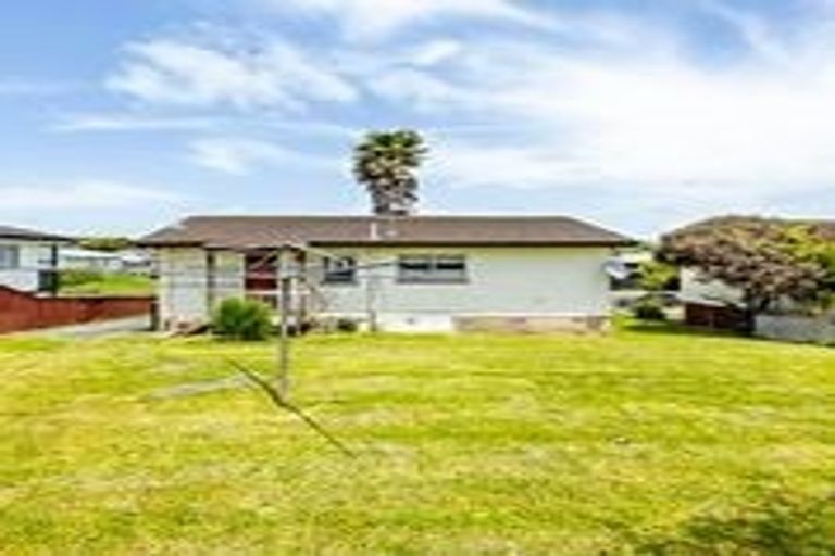 Photo of property in 13 Palermo Place, Clover Park, Auckland, 2023