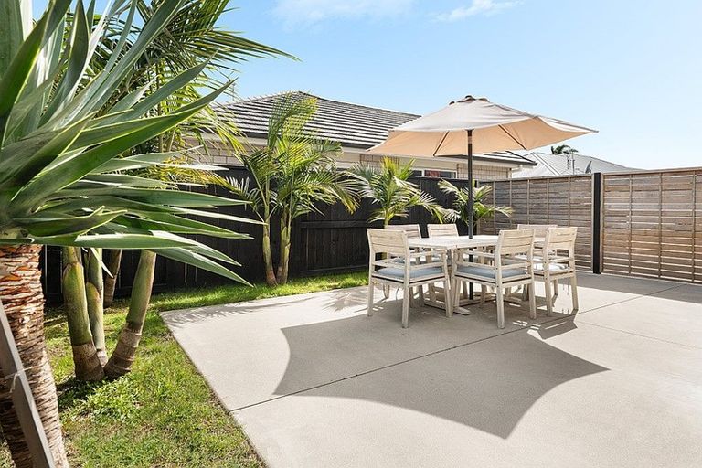 Photo of property in 114 Palm Springs Boulevard, Papamoa Beach, Papamoa, 3118