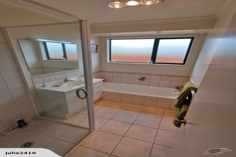 Photo of property in 5 Kihi Place, Ruakaka, 0116