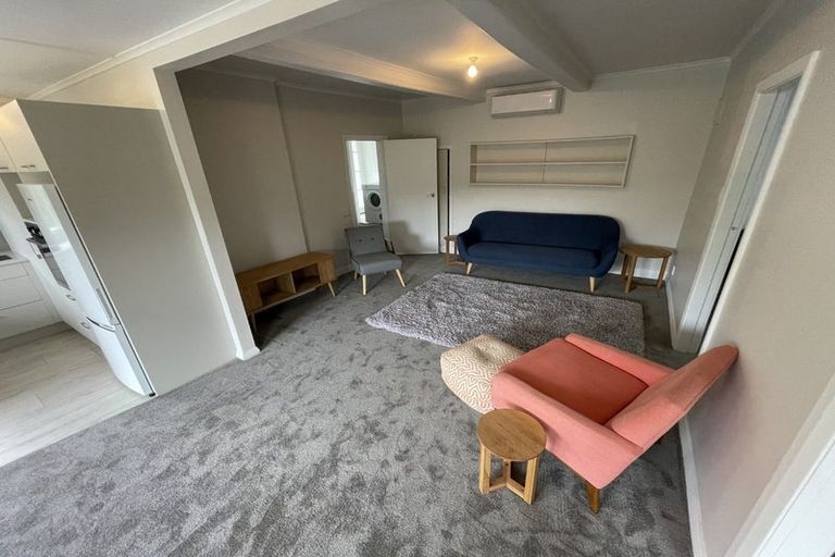 Photo of property in 14 West Road, Northland, Wellington, 6012