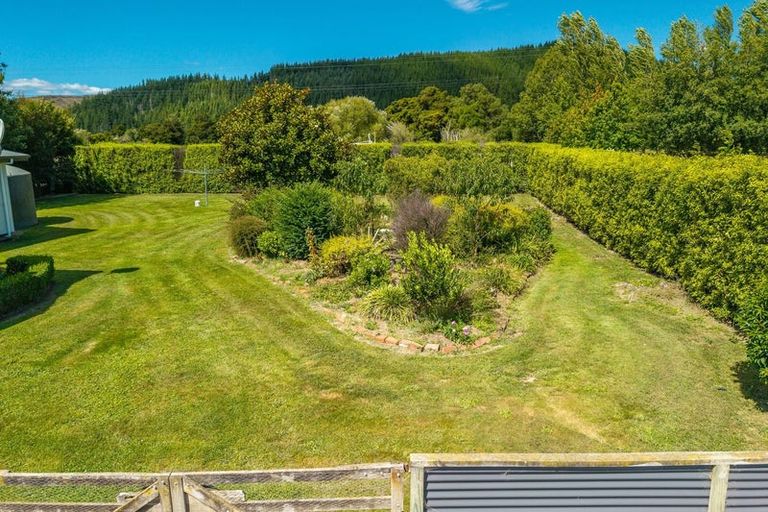 Photo of property in 4 Leigh Road, Foxhill, Wakefield, 7095