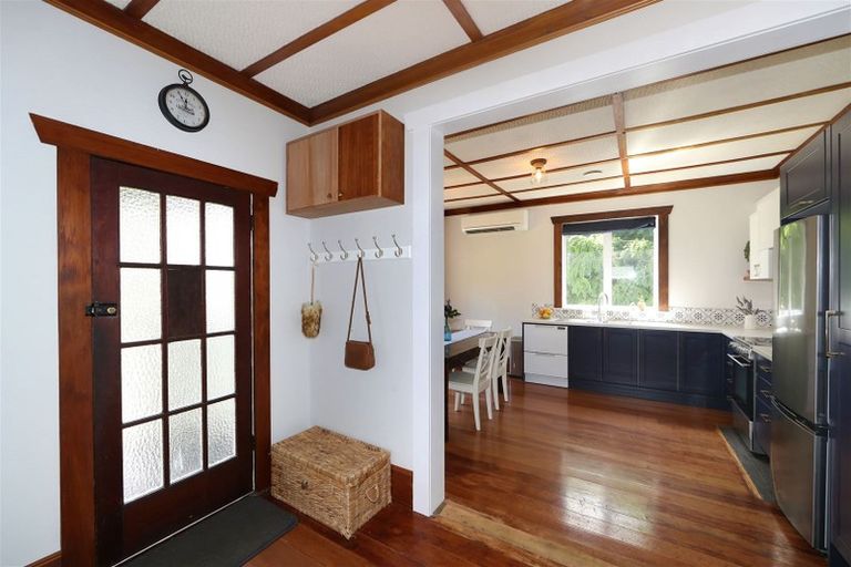 Photo of property in 108 Mayfair Avenue, Mayfair, Hastings, 4122