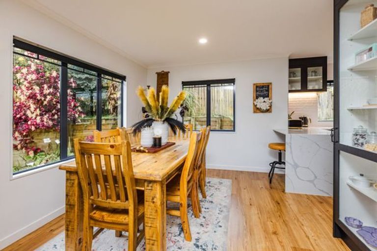 Photo of property in 9 Saybrook Place, Mangere, Auckland, 2022