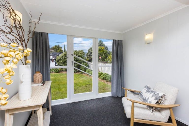 Photo of property in 3 Kashmir Avenue, Clouston Park, Upper Hutt, 5018