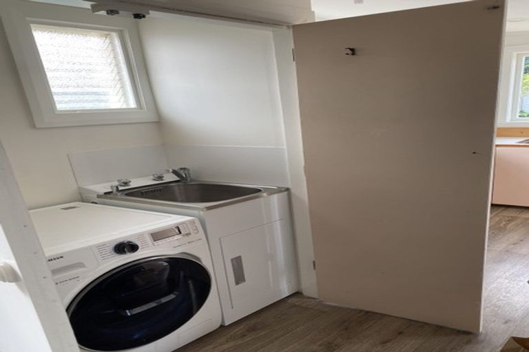 Photo of property in 37 Bristol Square, Hutt Central, Lower Hutt, 5010