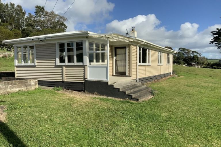 Photo of property in 93 Maungakaramea Road, Puwera, Whangarei, 0178