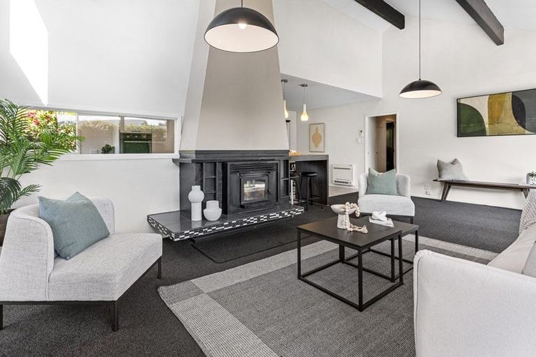 Photo of property in 30 Highfield Place, Avonhead, Christchurch, 8042