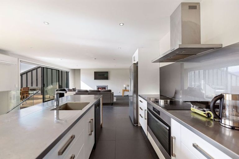 Photo of property in St Andrews Park, 42b Highview Terrace, Queenstown, 9300