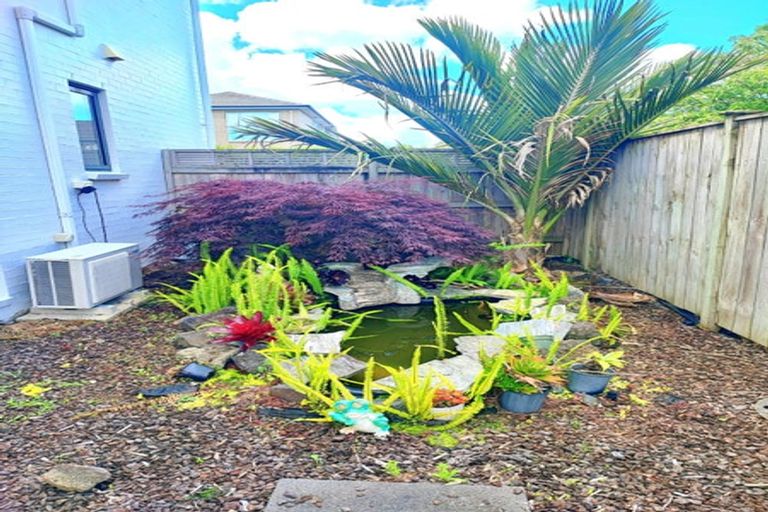 Photo of property in 4 Arthur Rolfe Lane, Swanson, Auckland, 0614