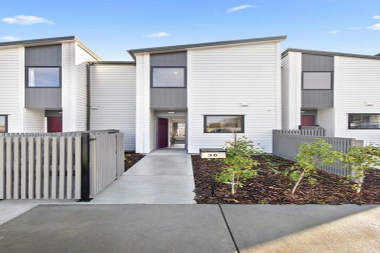 Photo of property in 36 Watchfield Close, Mangere, Auckland, 2022