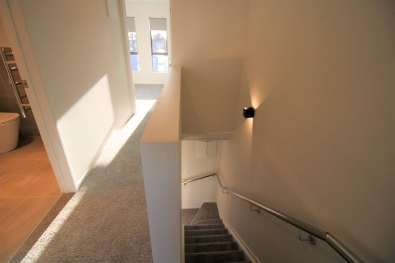 Photo of property in 27 Red Arches Road, Henderson, Auckland, 0610