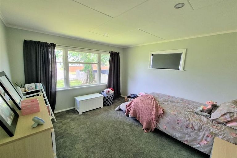 Photo of property in 5 Galway Avenue, Hokowhitu, Palmerston North, 4410