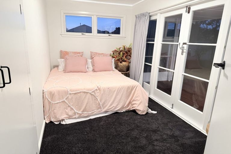Photo of property in 1/134 Somerfield Street, Somerfield, Christchurch, 8024