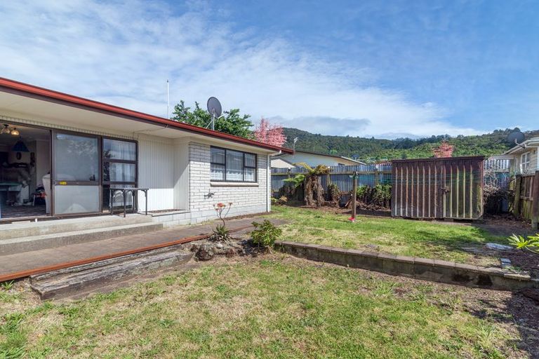 Photo of property in 1a Island View Road, Western Heights, Rotorua, 3015