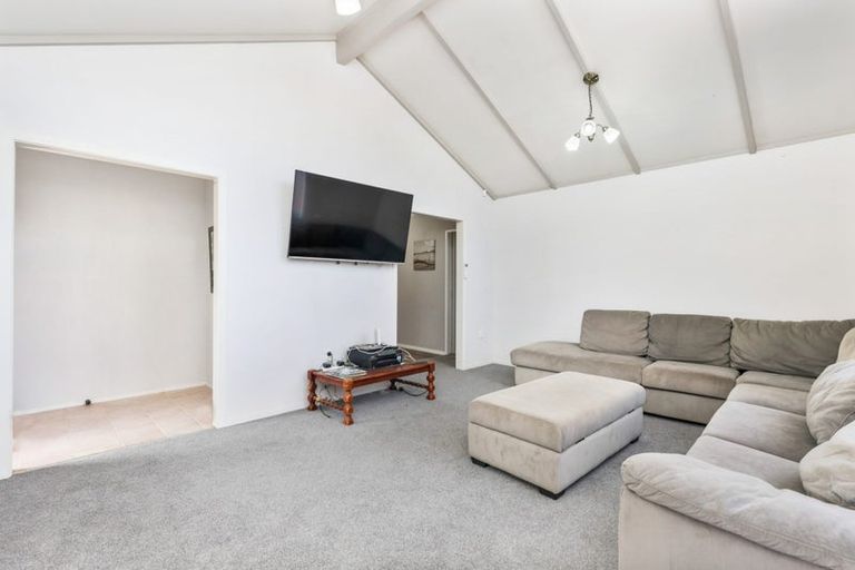 Photo of property in 4 Mckinley Place, Nawton, Hamilton, 3200