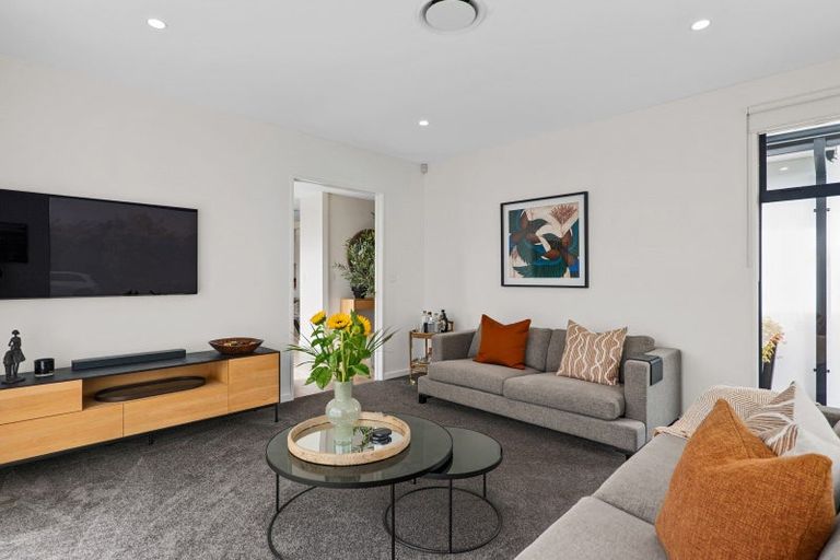 Photo of property in 13 Dollar Place, Prebbleton, 7604