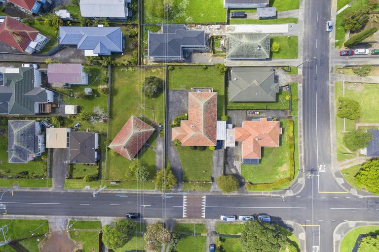 Photo of property in 6 Glass Road, Mount Roskill, Auckland, 1041