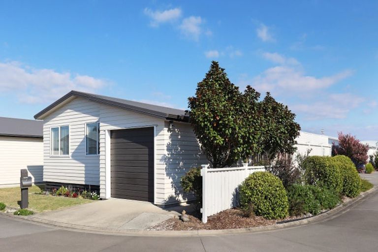 Photo of property in 11 Kamahi Crescent, Papamoa Beach, Papamoa, 3118
