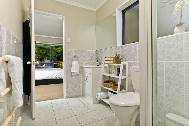 Photo of property in 20 Brookwood Drive, Henderson, Auckland, 0612