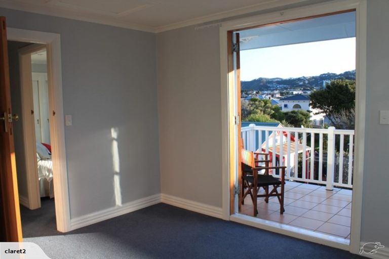 Photo of property in 8c Somerset Avenue, Newtown, Wellington, 6021