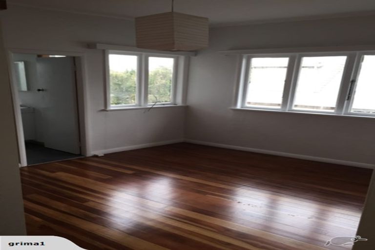 Photo of property in 4149 Great North Road, Glen Eden, Auckland, 0602