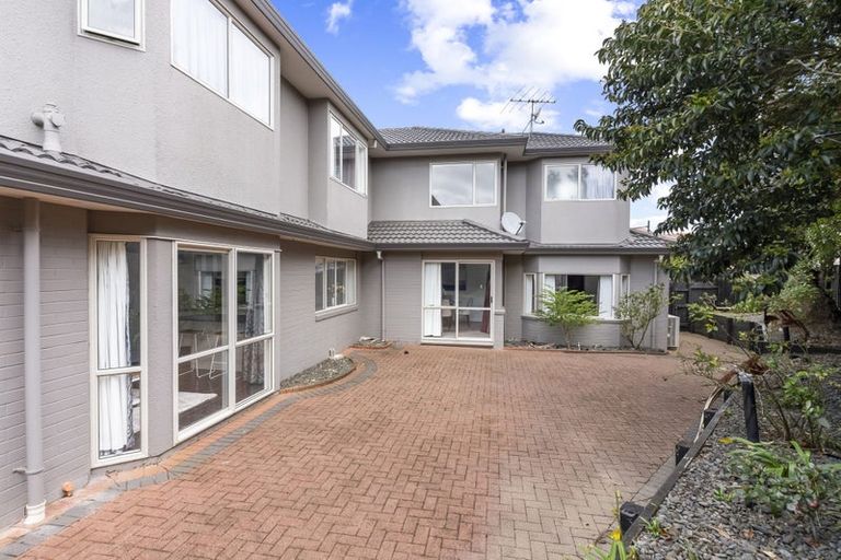 Photo of property in 9 Nathan Close, Somerville, Auckland, 2014