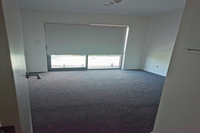 Photo of property in 206/9 East Street, Papakura, 2110