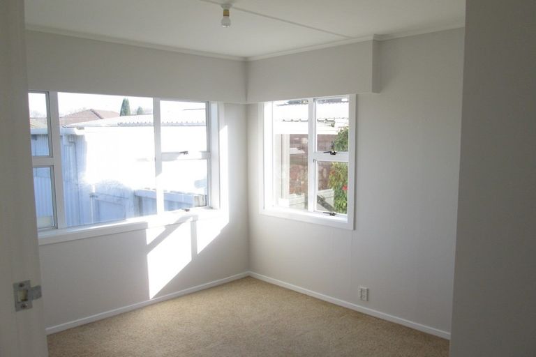 Photo of property in 9 Edwards Place, Terrace End, Palmerston North, 4410