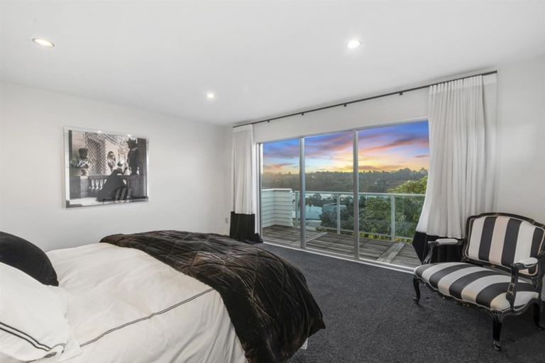 Photo of property in 75 Kittiwake Drive, Schnapper Rock, Auckland, 0632