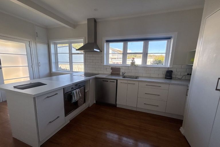 Photo of property in 26 Douglas Street, Waiwhetu, Lower Hutt, 5010