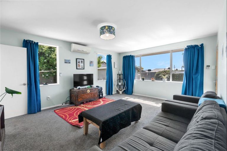 Photo of property in 3/90 Springs Road, Hornby, Christchurch, 8042